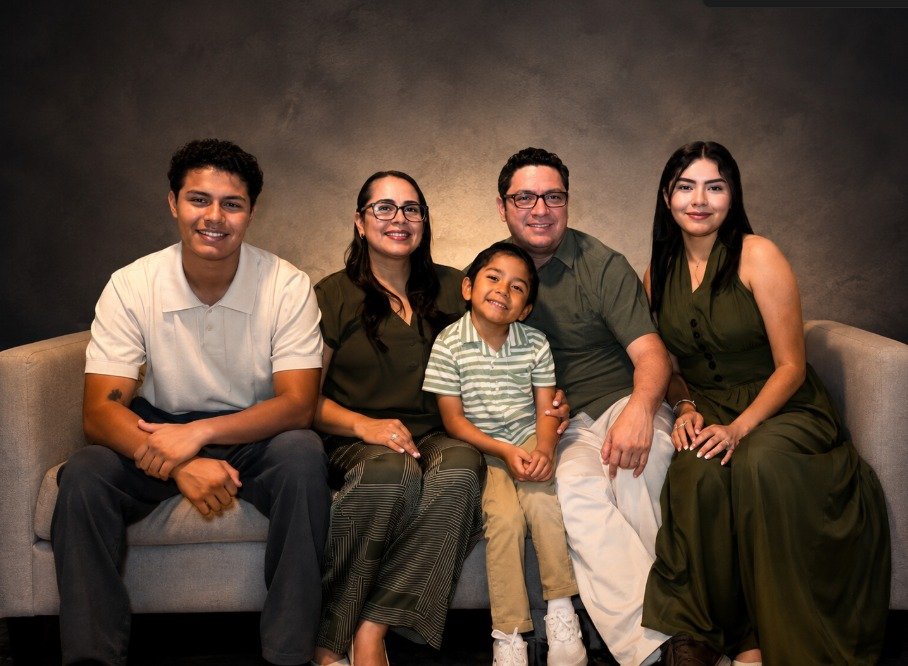 Familia pastoral de Ministerios Monte de Adoración